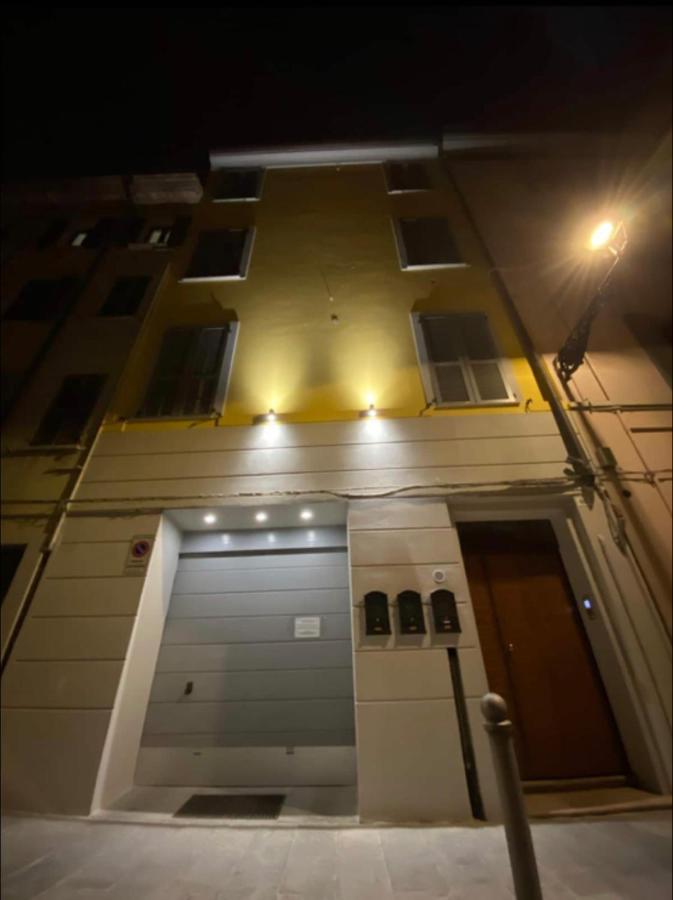 Luxury 1 Al Duomo Di Parma Apartment Exterior photo